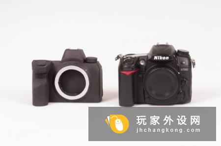 Instagram用户BuildYourCamera将无反纸模型与尼康D70